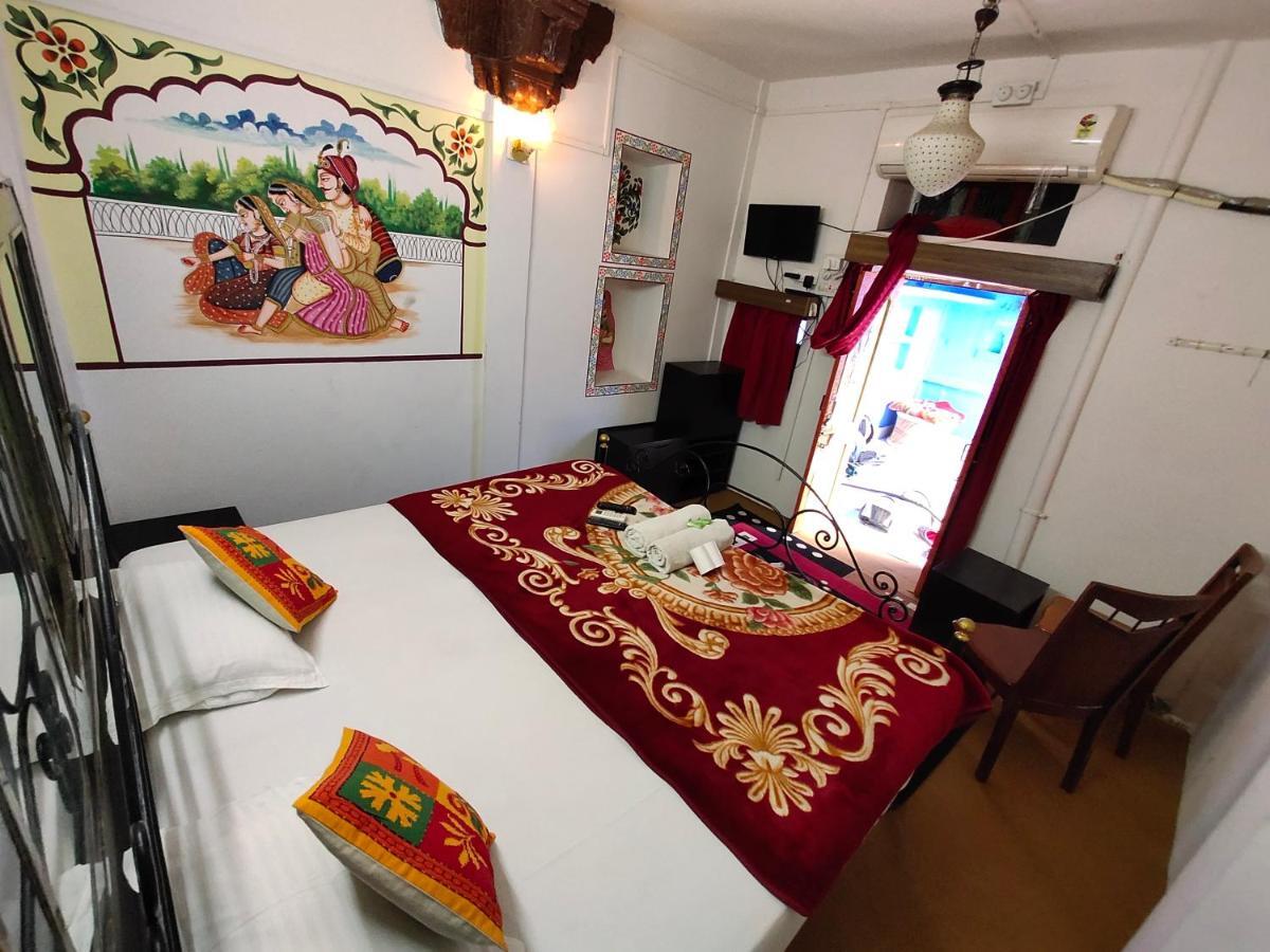 Jaswant Bhawan Home Stay جودبور المظهر الخارجي الصورة
